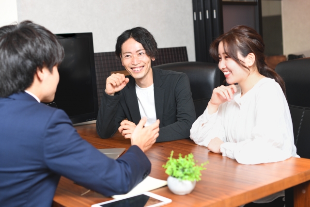 会話が苦手で言葉が出てこない時の3つの方法【盛り上げ方まで解説】